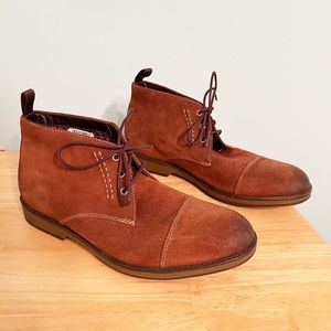 NWOB Clark’s Hinman Chukka Mid Boots sz 10